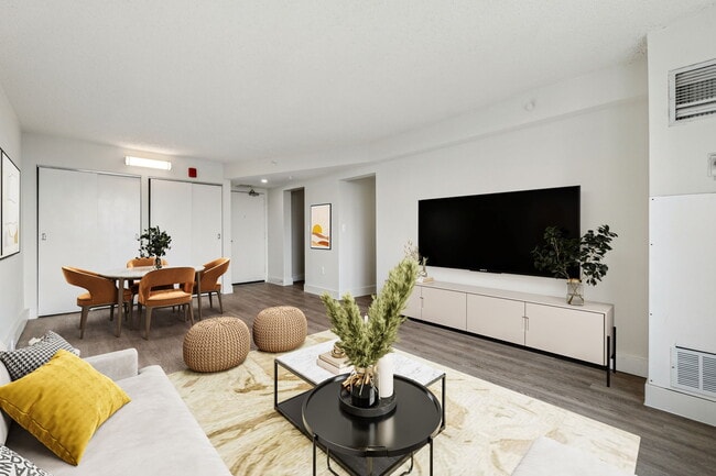 Foto del edificio - Edgewood 611_Gardens