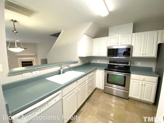Building Photo - 3 br, 2.5 bath House - 5233 Eagle Trace Drive