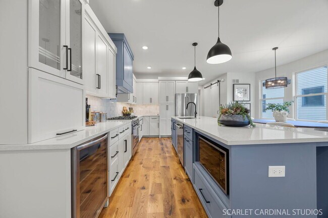 Foto del edificio - 715 N Brainard St