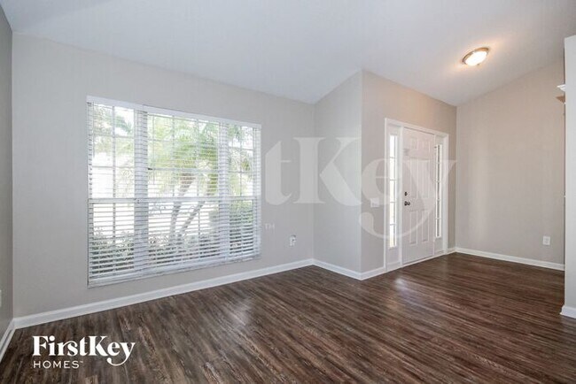 Foto del edificio - 10214 Hunters Haven Blvd