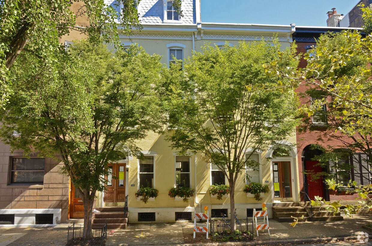 Primary Photo - 2223 Spruce St