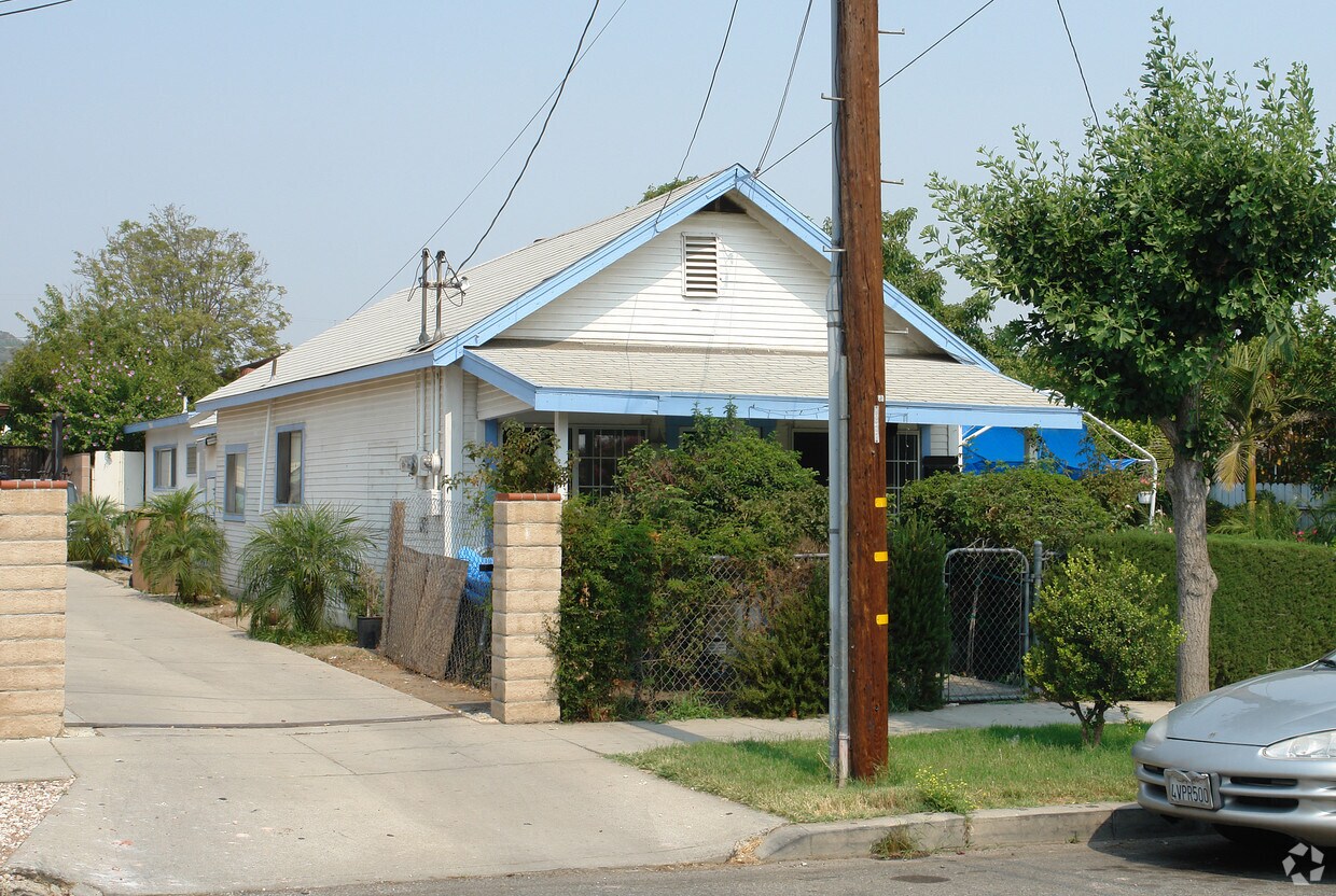 Foto del edificio - 348 Saratoga St