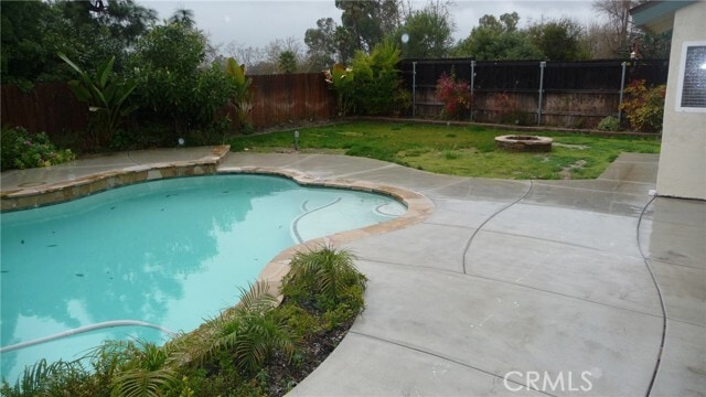 Building Photo - 42757 Tierra Robles Pl