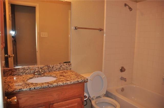 Foto del edificio - 2114 Copperleaf Dr
