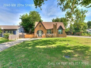 Building Photo - 2040 NW 20th St