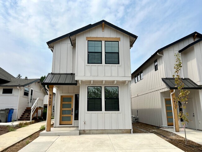 Photo - 9909 NE 46th Ct House