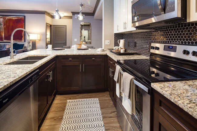 Cortland Lake Lotus Apartments Altamonte Springs Fl Apartments Com
