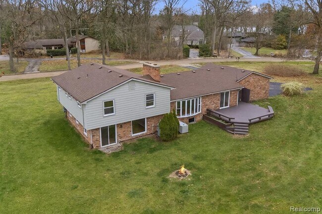 Foto del edificio - 5570 Forman Dr