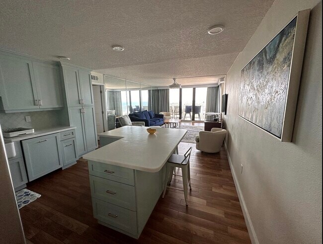 Foto del edificio - 3043 S Atlantic Ave