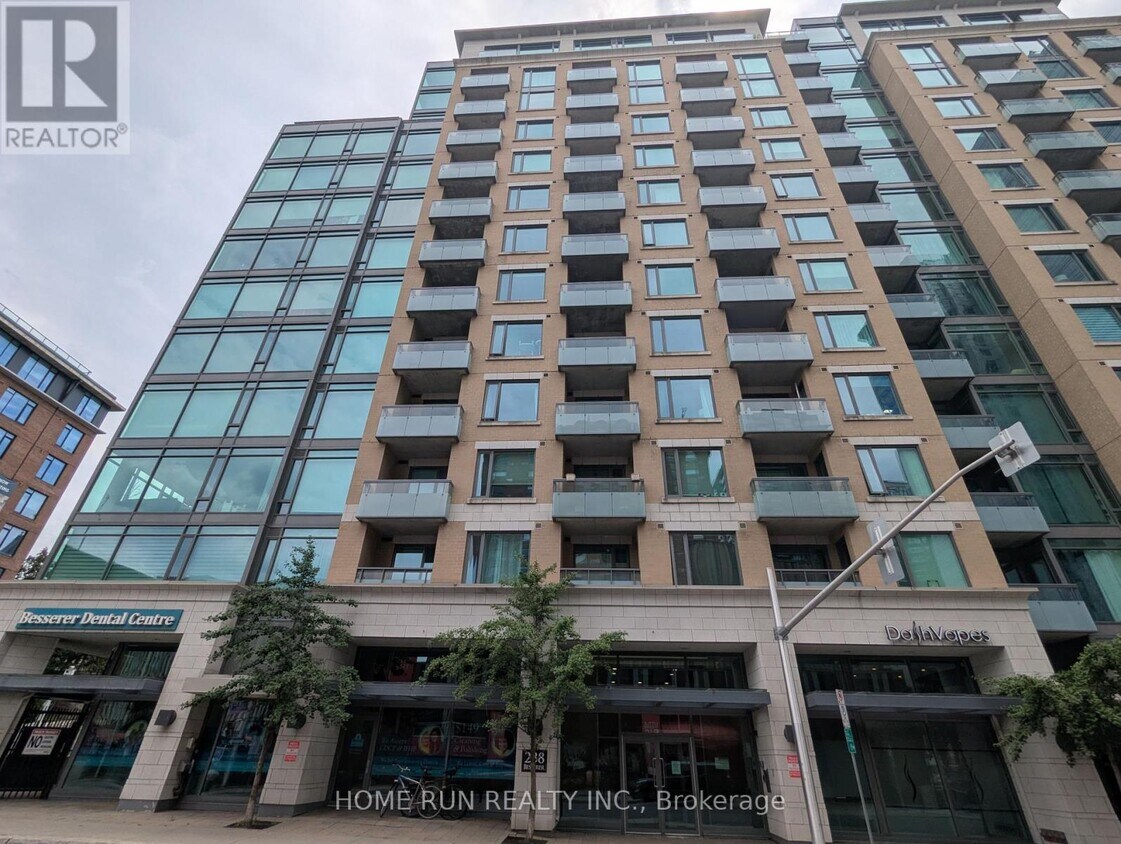 Primary Photo - 238-1238 Besserer St