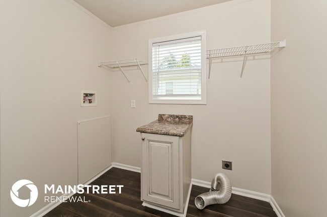 Building Photo - 328 Contentment Ln
