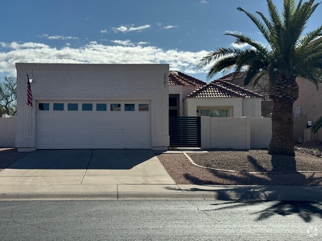 Building Photo - 3981 E South Fork Dr