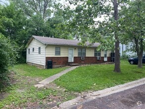 Building Photo - 2103 Meadowvale Ct