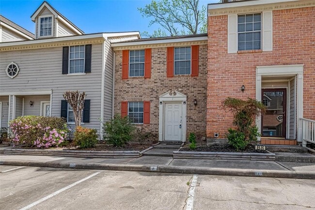 Building Photo - 2030 Plantation Dr