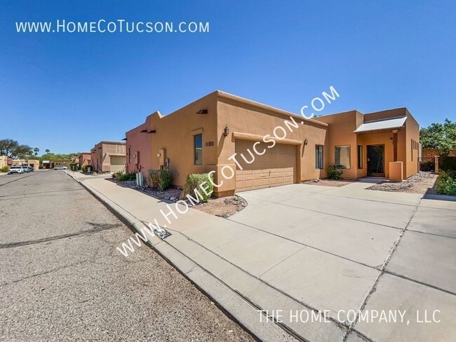 Building Photo - 4132 E Calle Marfil: Three Bedroom Home wi...