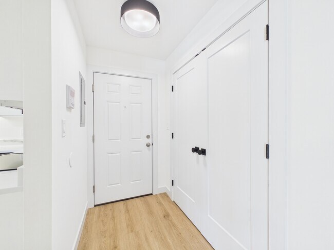 Foto del edificio - 4525 Blackhawk Ln