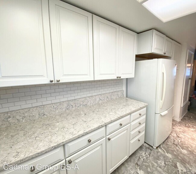 Foto del edificio - 2 br, 2 bath House - 945 Pepper Street #314