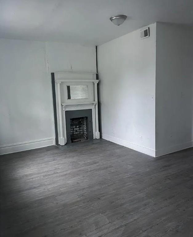 Foto del edificio - 824 Canaan Ave