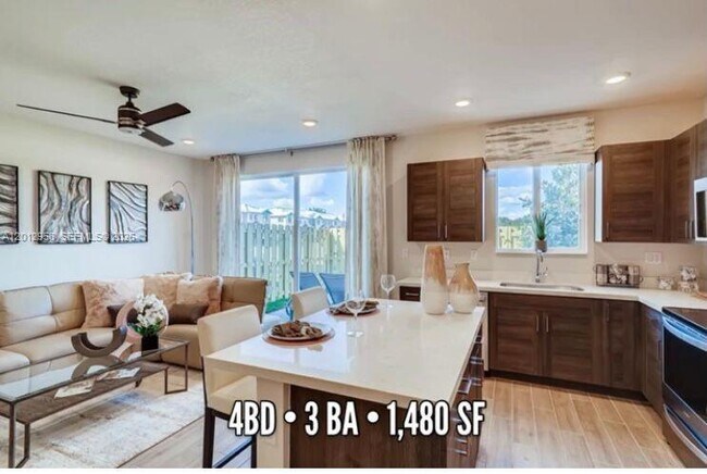 Foto del edificio - 2341 SE 11th St