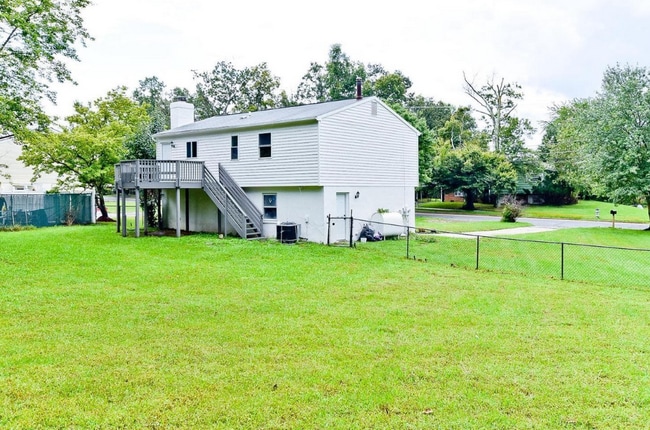 Photo - 3704 Oaklawn Rd House