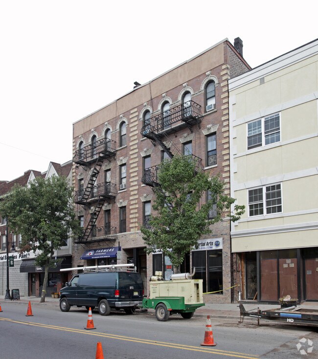 208210 Harrison Ave Harrison, NJ 07029 Alquileres en Harrison, NJ