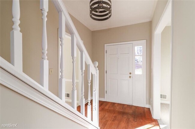 Building Photo - 4 br, 2 bath House - 200 Timber Oak Cove