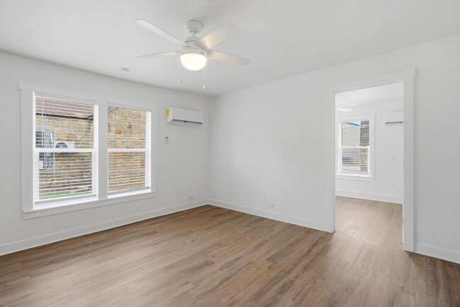 Building Photo - 1857 S 14th St