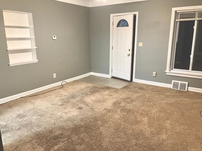 Foto del edificio - CHARMING DUPLEX HOME FOR LEASE IN WESTLAND!