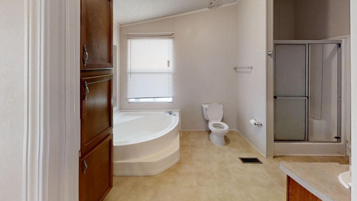 Foto principal - 1641 E Brazos St