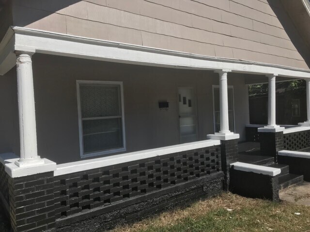 Primary Photo - 101 S main