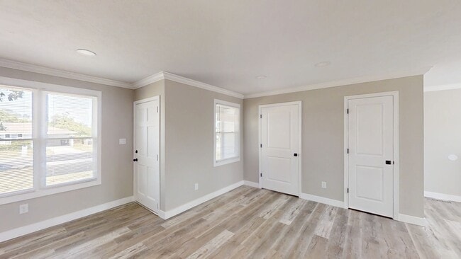 Building Photo - 1022 Oakdale Rd