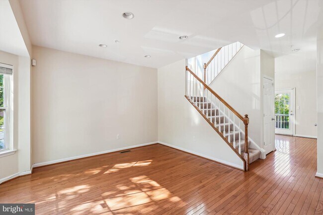 Foto del edificio - 3333 7th St SE