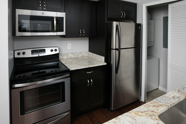 Foto del edificio - 1029 N Stuart St