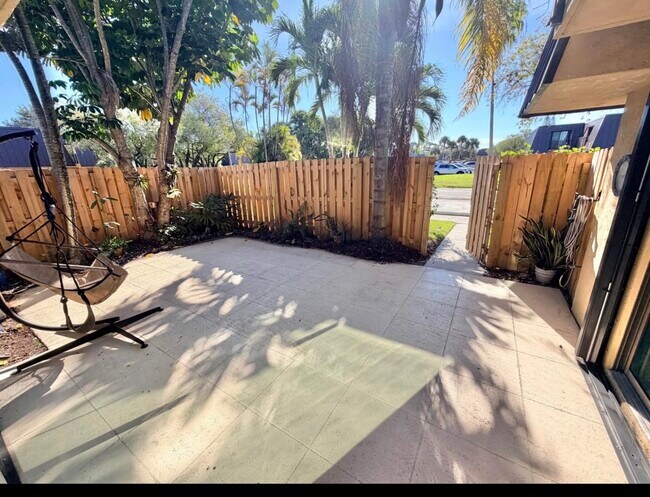 Foto del edificio - 5617 SE Windsong Ln