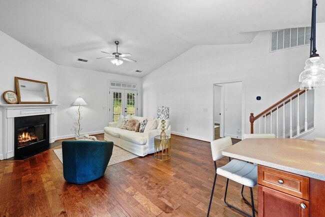 Foto del edificio - 8344 Saint Danasus Dr