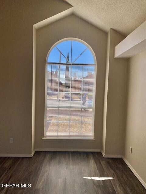 Building Photo - 12625 Tierra Tigre Ave