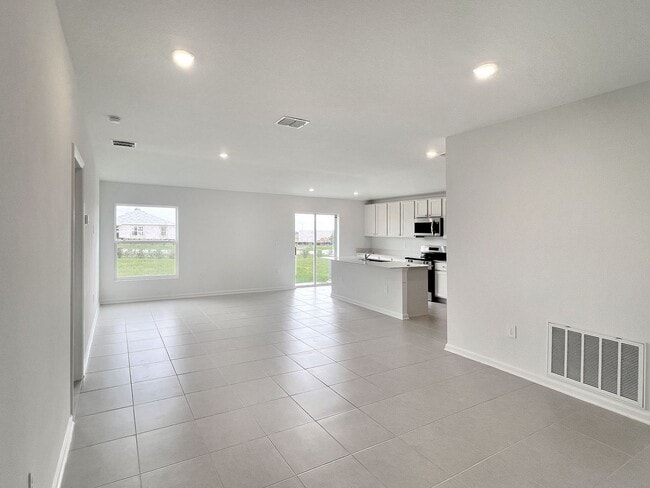 Building Photo - 2240 Crown Rock Blf Dr