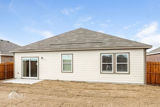 Building Photo - 710 Oakhurst Dr