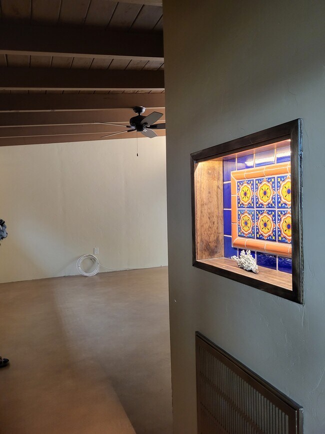 Foto del edificio - 422 N Olsen Ave