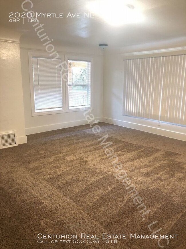 Foto del edificio - 2020 Myrtle Ave NE