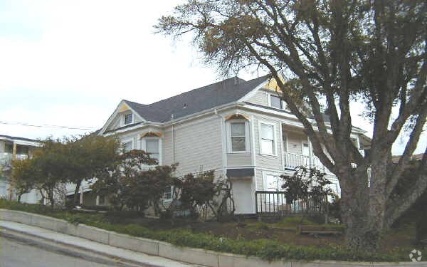 Building Photo - 204 Ohio