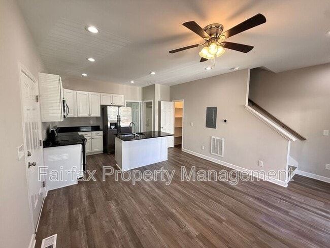 Foto del edificio - 1118 Eva St