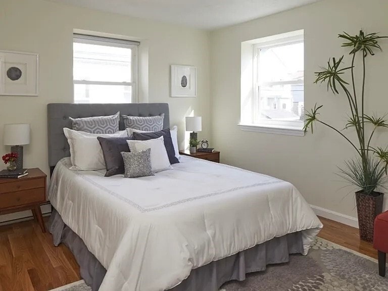 Building Photo - 104 Trowbridge St