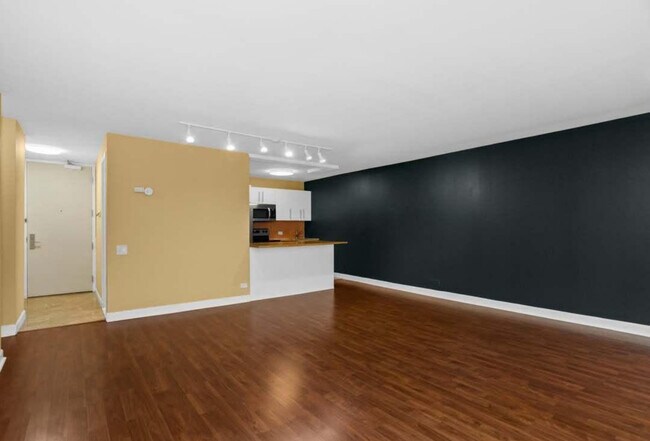 Foto del edificio - 4343 N Clarendon Ave