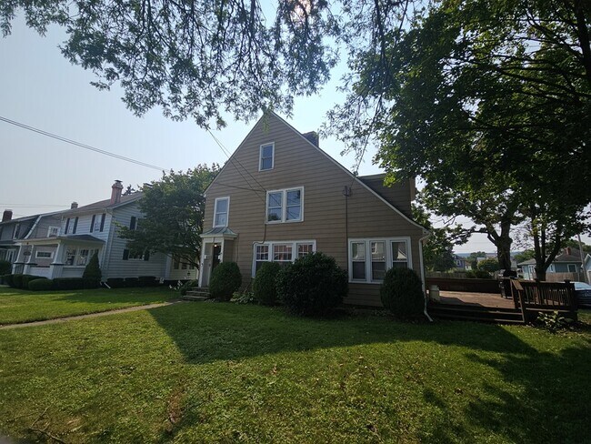 Foto del edificio - 465 Beecher St