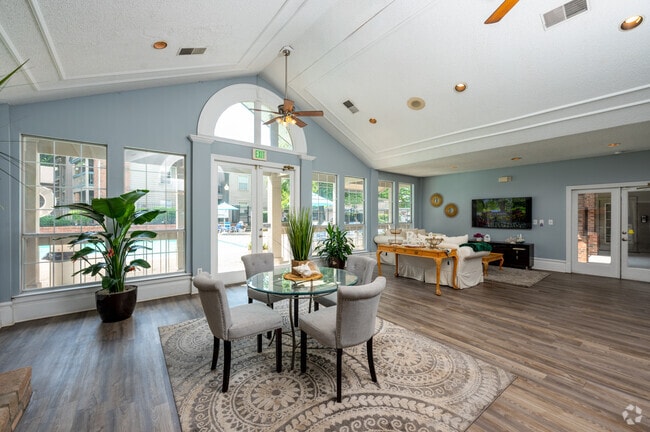 Clubhouse - Idlewood Apartments