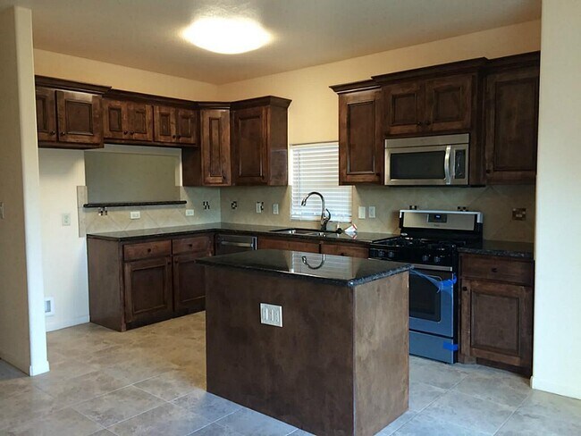 Foto del edificio - 13647 Padgett Dr