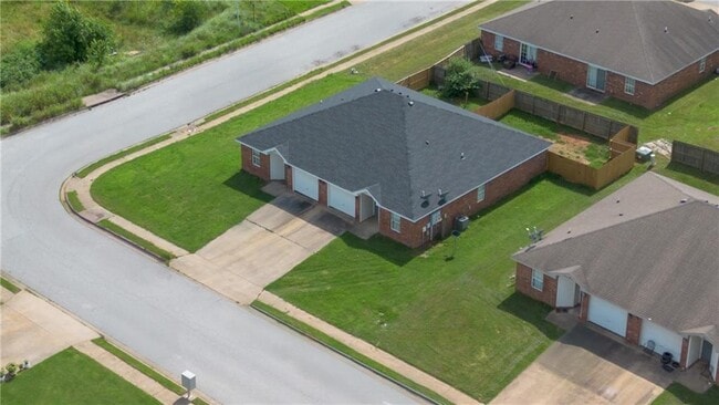 Foto del edificio - 258 Graystone Cir
