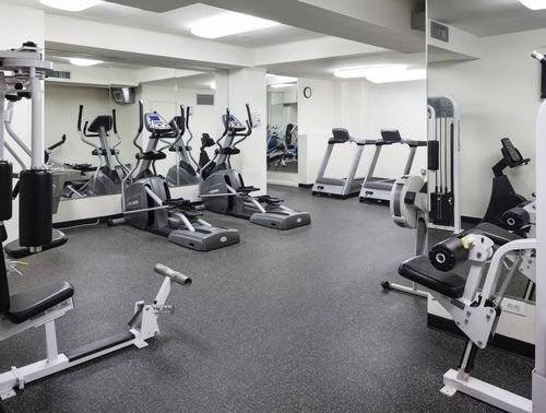 Foto del edificio - 308 E 44th St