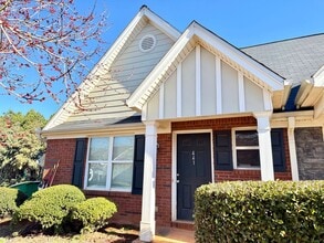 Building Photo - 441 Bridgewater Way